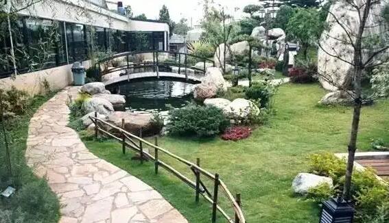 别墅庭院花园石头设计公司